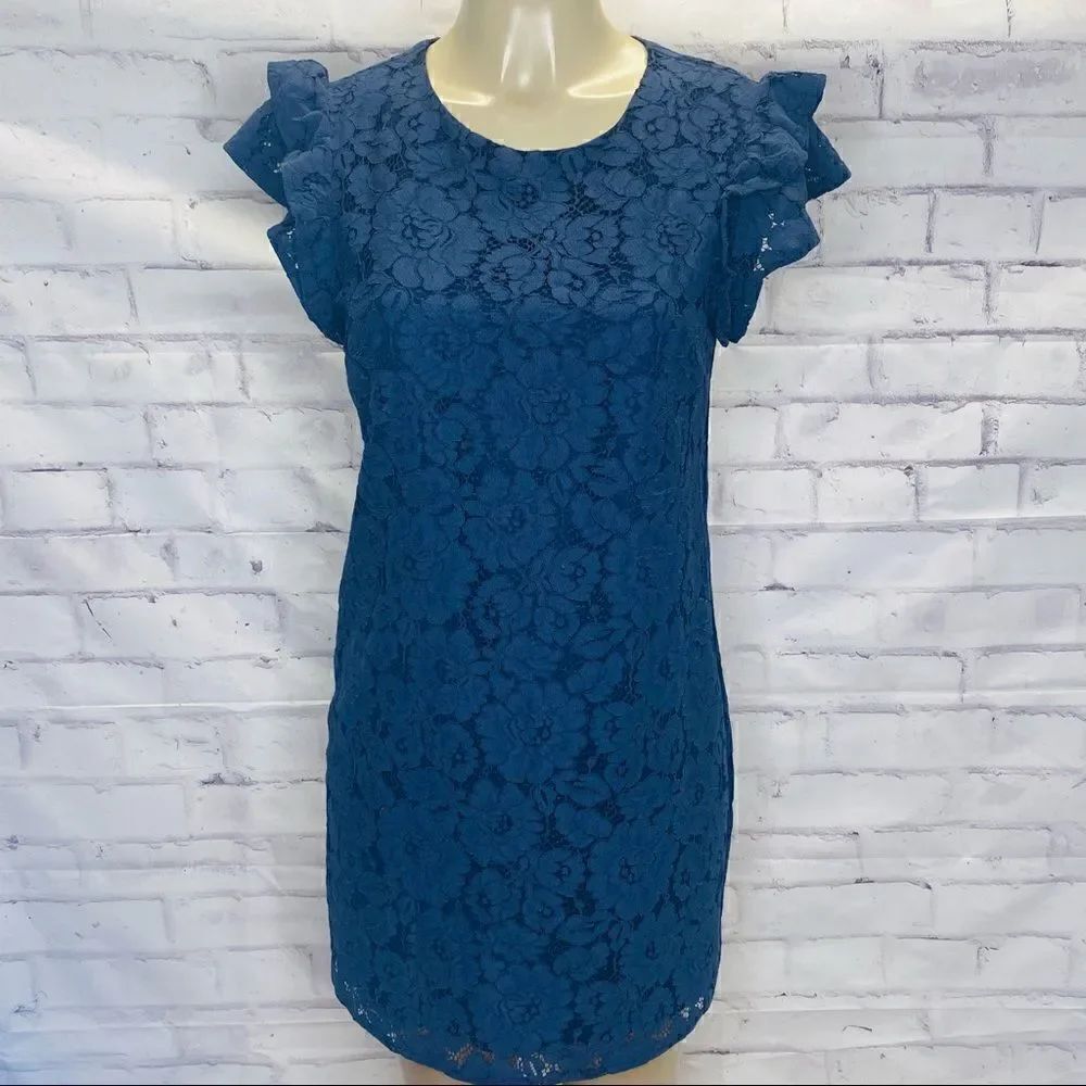 Charles Henry blue floral lace shift dress size small